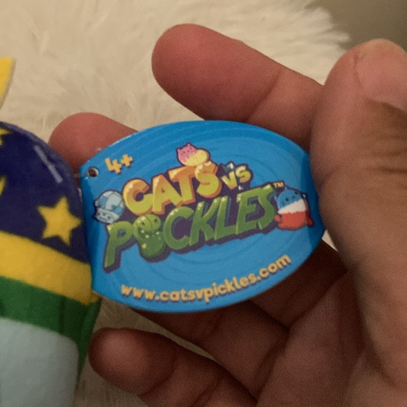 BRAND NEW STUFF ANIMAL! NWT! SMOKE FREE HOME! - Picture 3 of 4